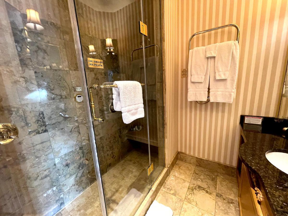 Celebrity Hotel 데드우드 외부 사진